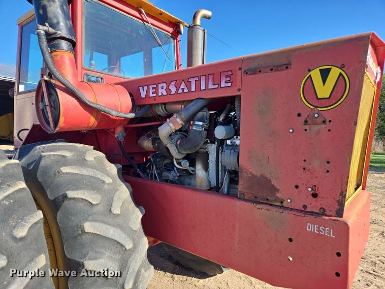 image for item DE2173 1979 Versatile 900 4WD tractor
