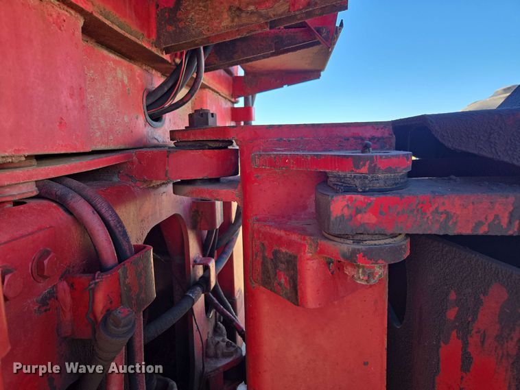 image for item DE2173 1979 Versatile 900 4WD tractor