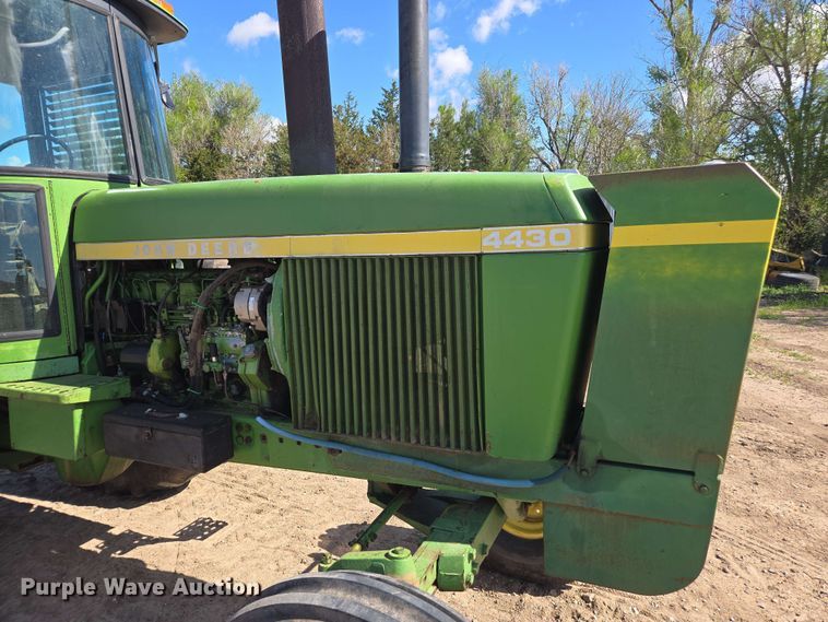 image for item DE2174 1974 John Deere 4430 tractor
