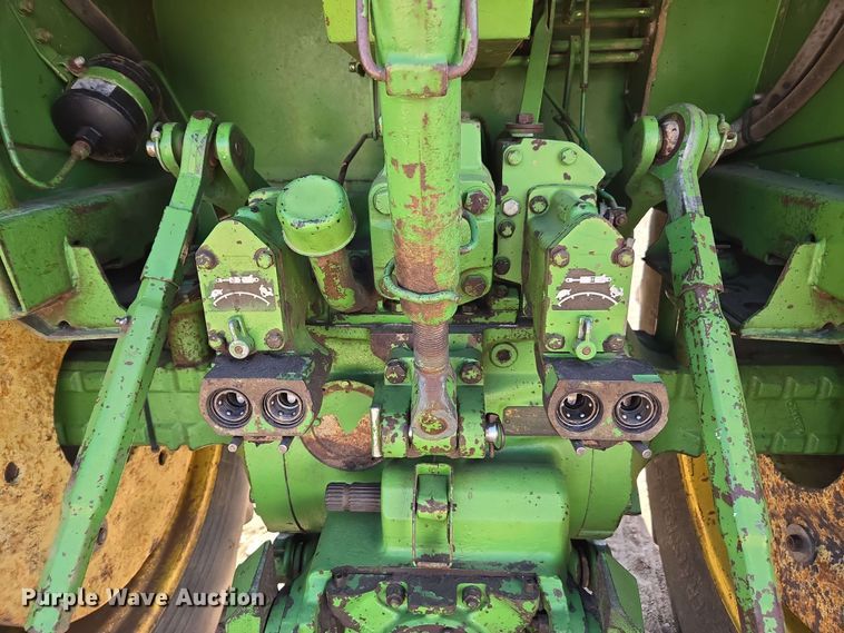 image for item DE2174 1974 John Deere 4430 tractor