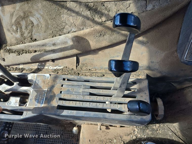 image for item DE2174 1974 John Deere 4430 tractor