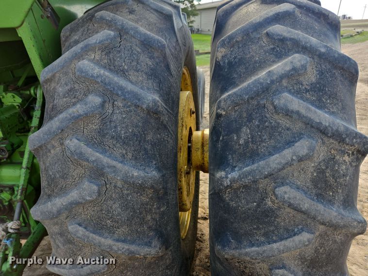 image for item DE2174 1974 John Deere 4430 tractor