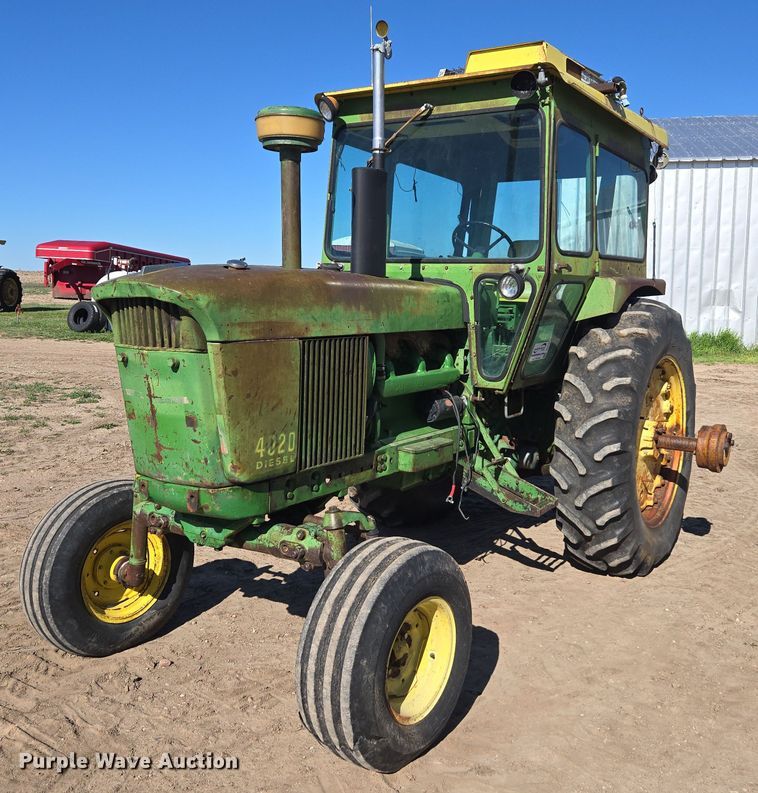 image for item DE2175 1970 John Deere 4020 tractor