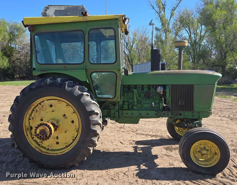 image for item DE2175 1970 John Deere 4020 tractor