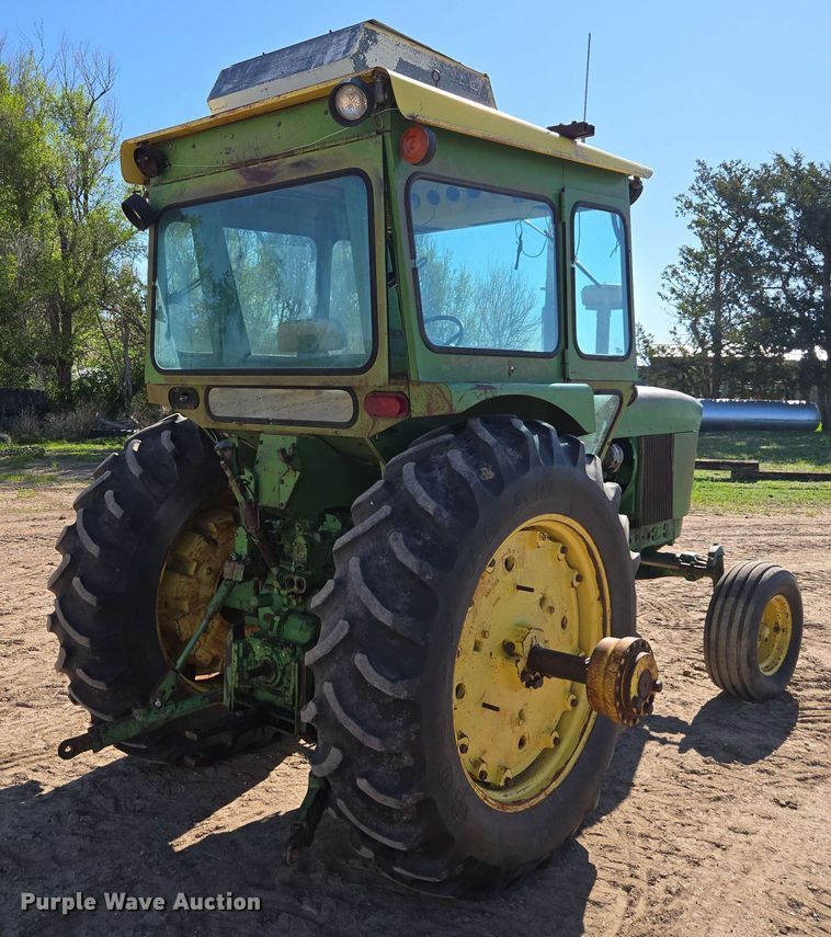 image for item DE2175 1970 John Deere 4020 tractor