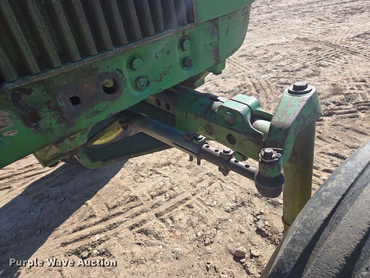 image for item DE2175 1970 John Deere 4020 tractor