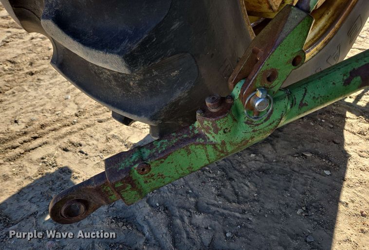 image for item DE2175 1970 John Deere 4020 tractor