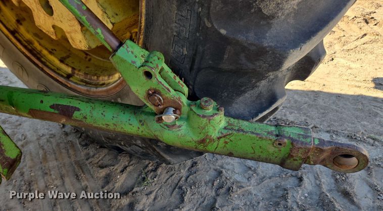 image for item DE2175 1970 John Deere 4020 tractor