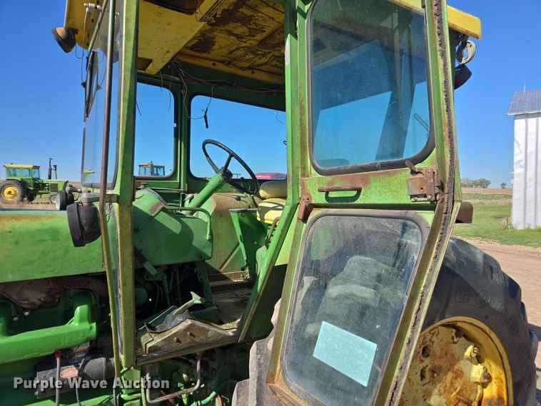 image for item DE2175 1970 John Deere 4020 tractor