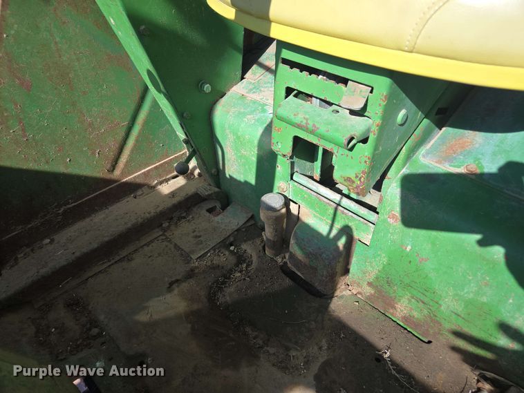 image for item DE2175 1970 John Deere 4020 tractor