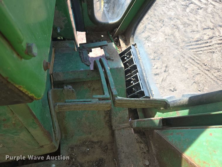 image for item DE2175 1970 John Deere 4020 tractor