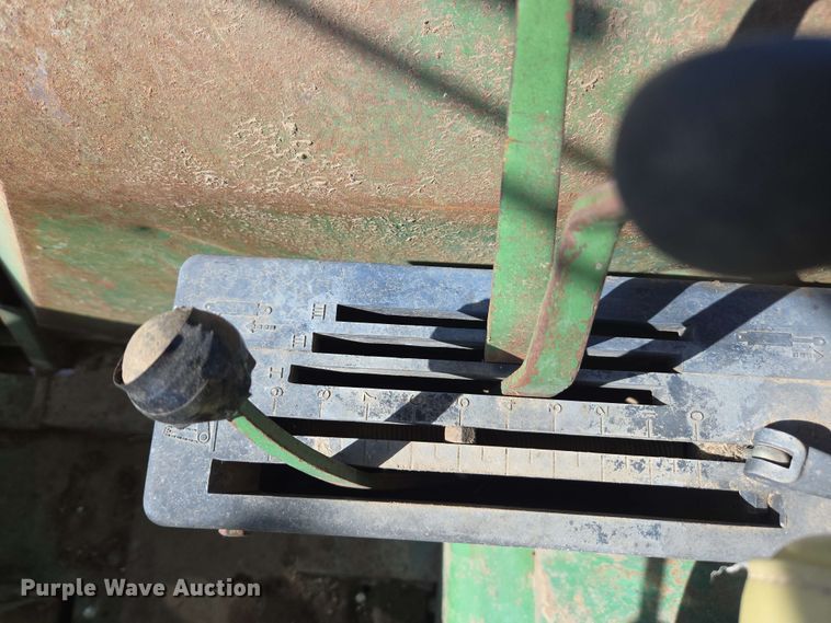 image for item DE2175 1970 John Deere 4020 tractor