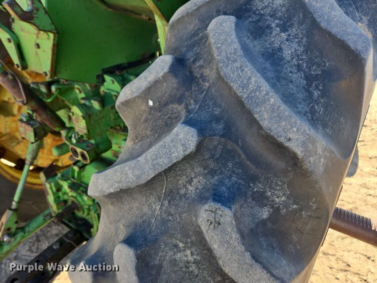 image for item DE2175 1970 John Deere 4020 tractor