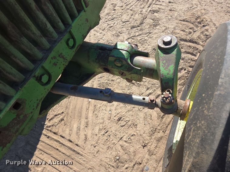 image for item DE2176 1971 John Deere 4320 tractor