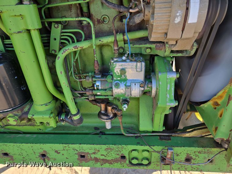 image for item DE2176 1971 John Deere 4320 tractor