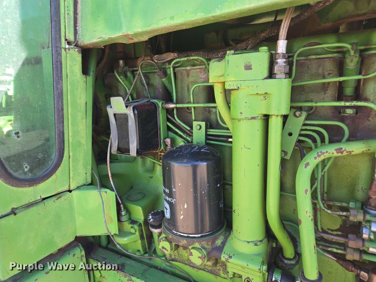 image for item DE2176 1971 John Deere 4320 tractor