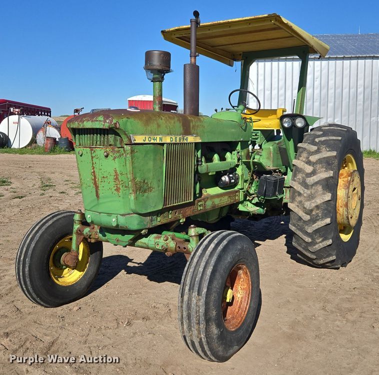 image for item DE2177 1970 John Deere 4020 tractor