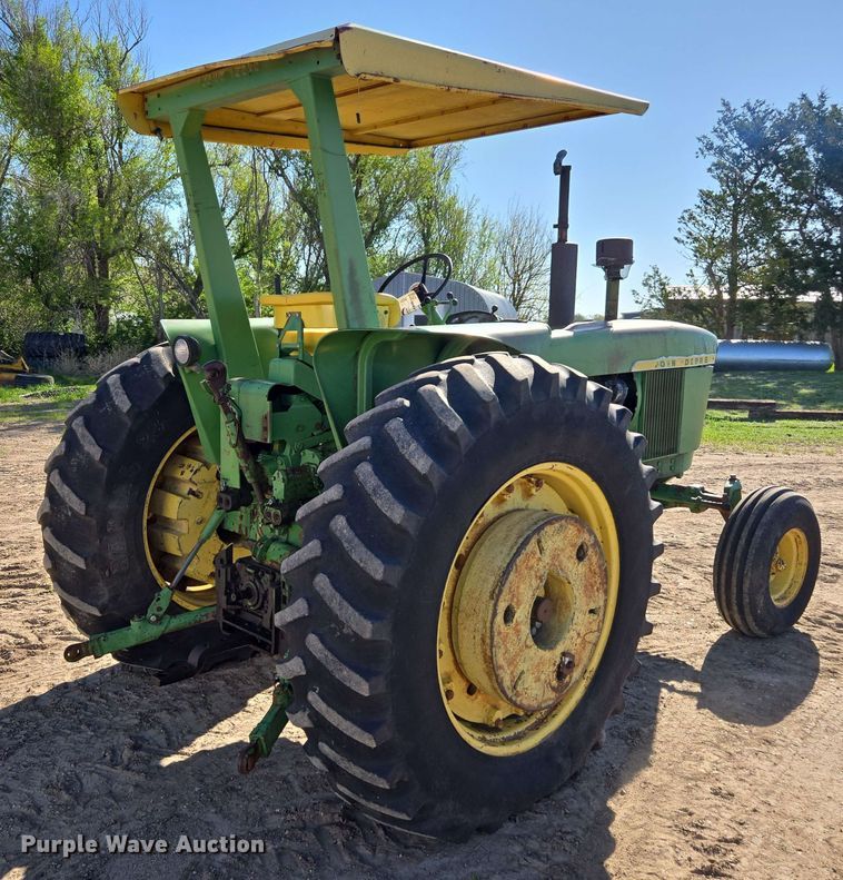 image for item DE2177 1970 John Deere 4020 tractor