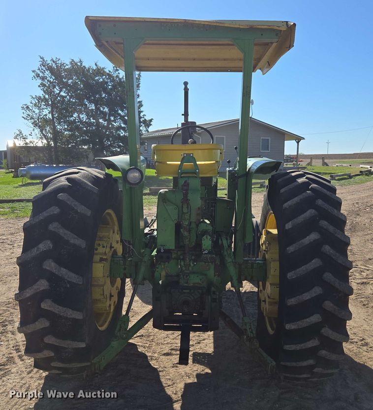 image for item DE2177 1970 John Deere 4020 tractor