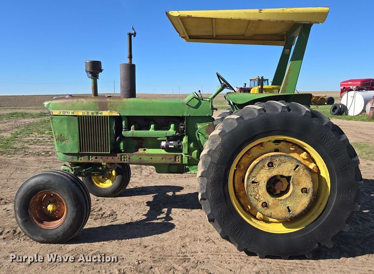 image for item DE2177 1970 John Deere 4020 tractor