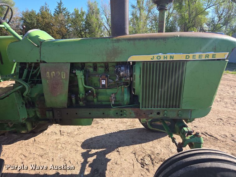 image for item DE2177 1970 John Deere 4020 tractor
