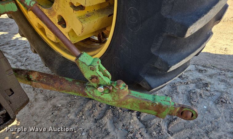 image for item DE2177 1970 John Deere 4020 tractor
