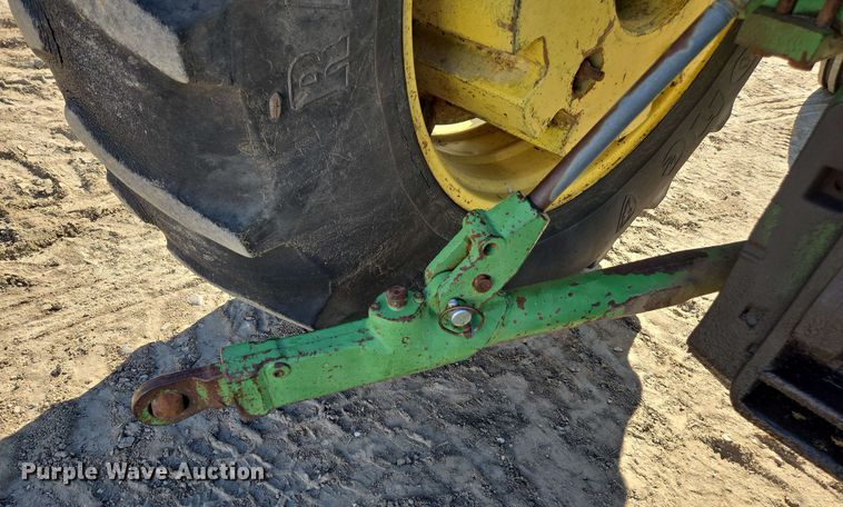 image for item DE2177 1970 John Deere 4020 tractor