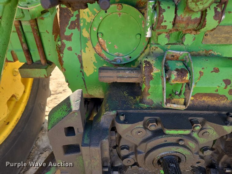image for item DE2177 1970 John Deere 4020 tractor