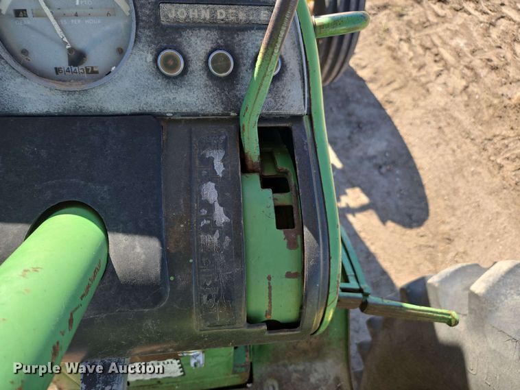 image for item DE2177 1970 John Deere 4020 tractor