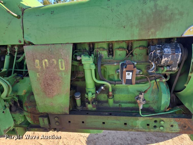 image for item DE2177 1970 John Deere 4020 tractor