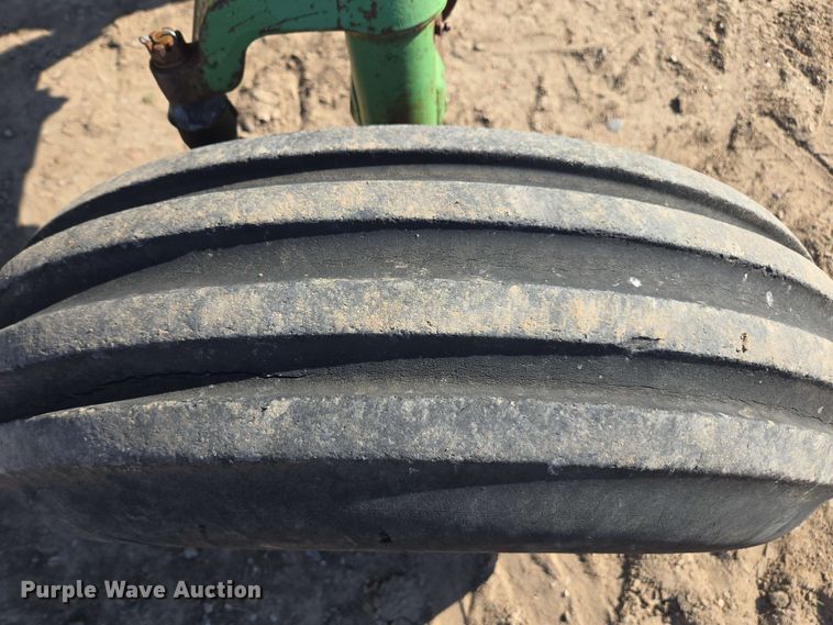 image for item DE2177 1970 John Deere 4020 tractor