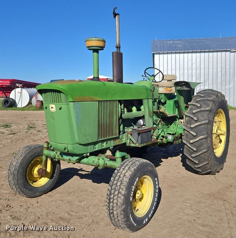 image for item DE2178 1970 John Deere 4020 tractor