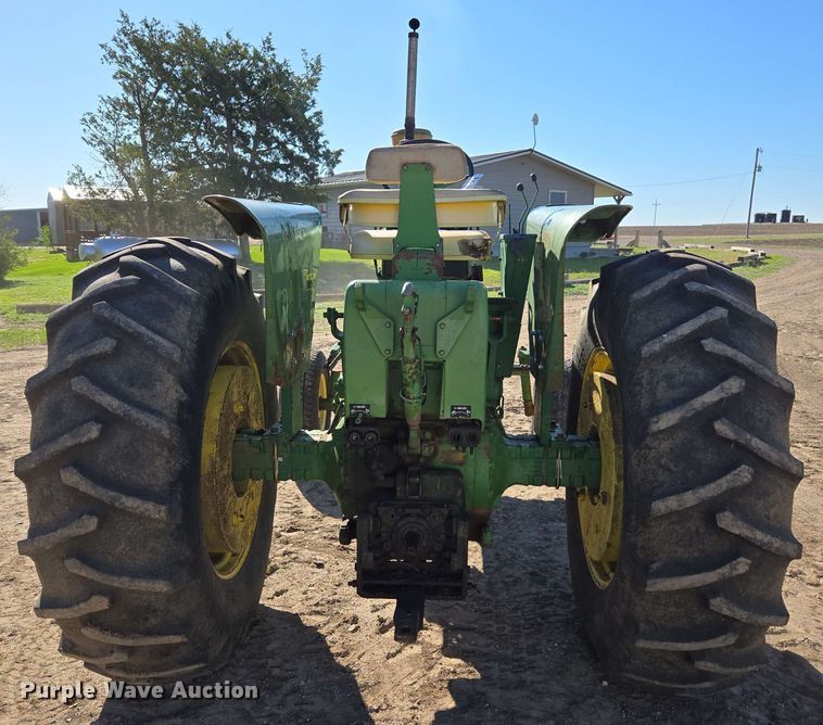 image for item DE2178 1970 John Deere 4020 tractor
