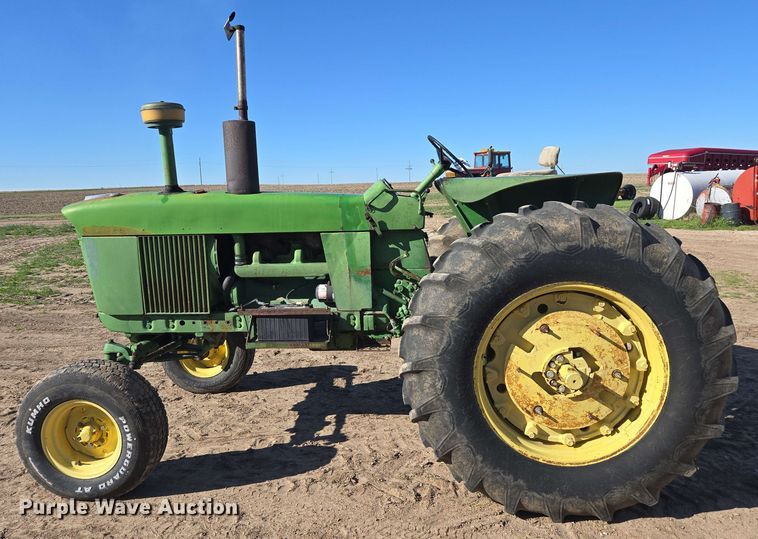 image for item DE2178 1970 John Deere 4020 tractor