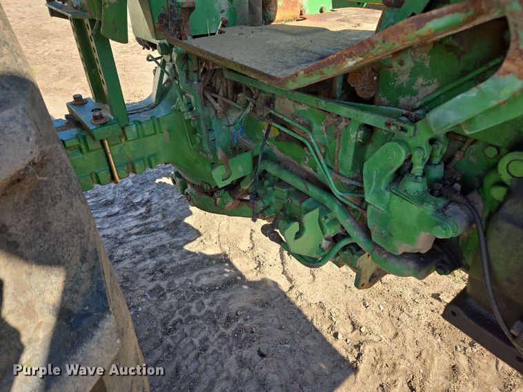 image for item DE2178 1970 John Deere 4020 tractor