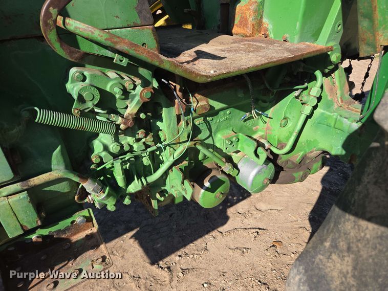 image for item DE2178 1970 John Deere 4020 tractor