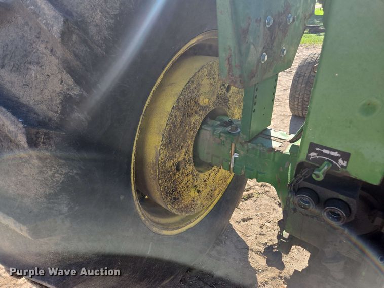 image for item DE2178 1970 John Deere 4020 tractor