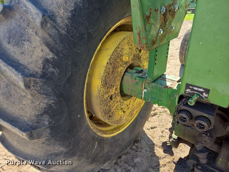 image for item DE2178 1970 John Deere 4020 tractor