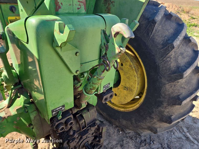 image for item DE2178 1970 John Deere 4020 tractor