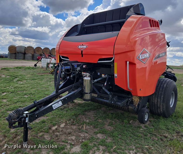 image for item DE2181 2020 Kuhn VB560 TWINCHARGE round baler