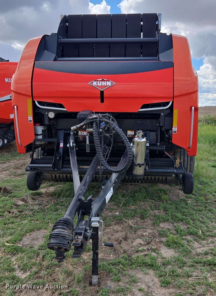 image for item DE2181 2020 Kuhn VB560 TWINCHARGE round baler