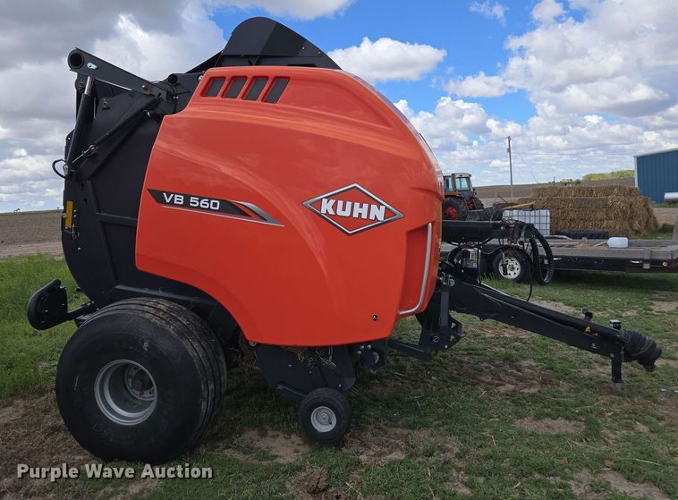 image for item DE2181 2020 Kuhn VB560 TWINCHARGE round baler