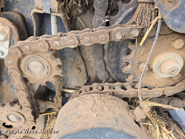 image for item DE2181 2020 Kuhn VB560 TWINCHARGE round baler