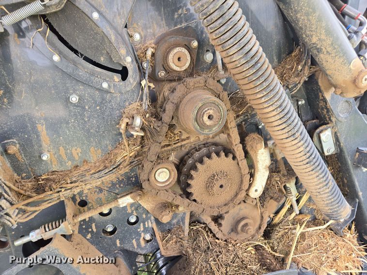 image for item DE2181 2020 Kuhn VB560 TWINCHARGE round baler