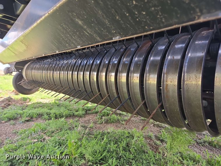 image for item DE2181 2020 Kuhn VB560 TWINCHARGE round baler