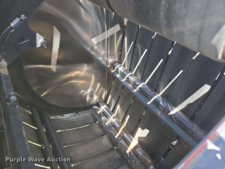 image for item DE2181 2020 Kuhn VB560 TWINCHARGE round baler