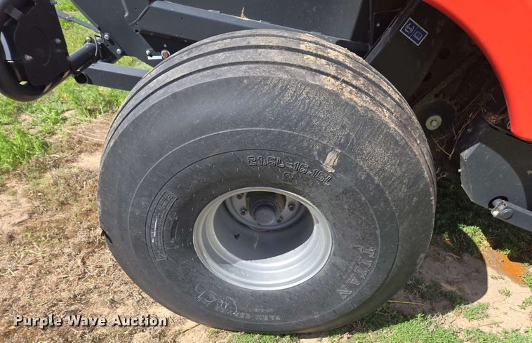 image for item DE2181 2020 Kuhn VB560 TWINCHARGE round baler