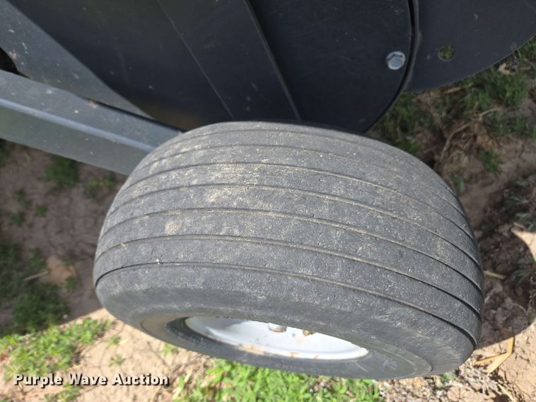 image for item DE2181 2020 Kuhn VB560 TWINCHARGE round baler