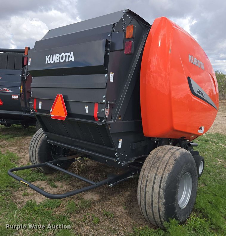 image for item DE2182 2020 Kubota BV4580 round baler