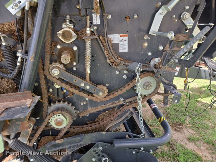 image for item DE2182 2020 Kubota BV4580 round baler